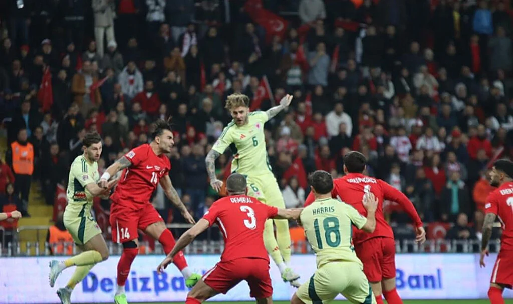 Türkiye-Galler Maçı İlk Çeyrekte Gölsüz Geçti