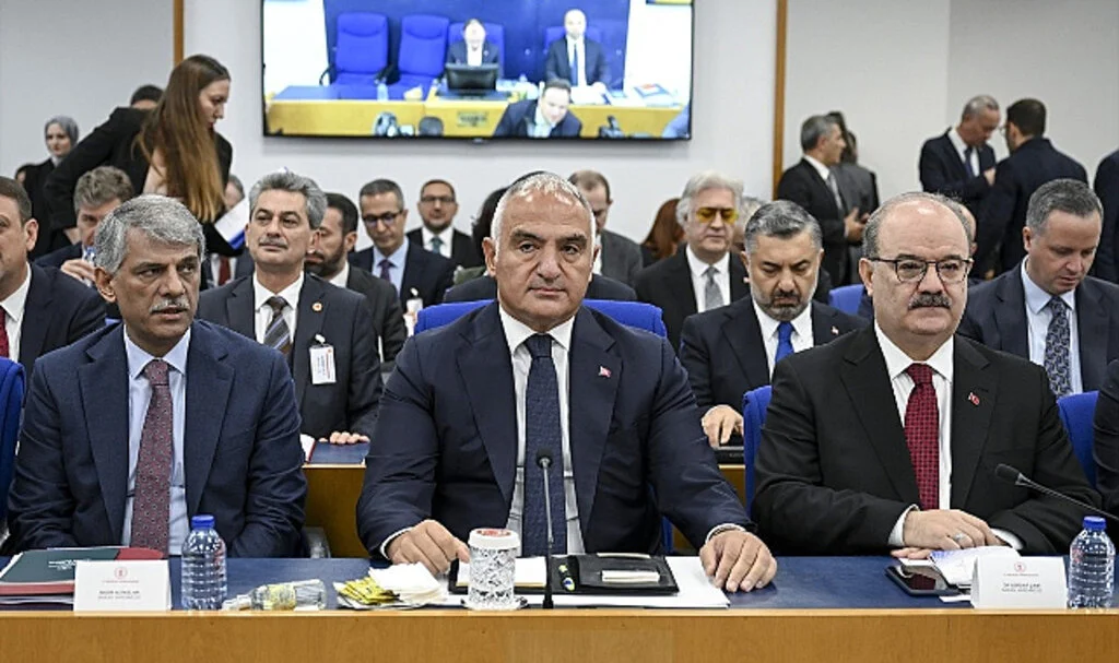 Veli Ağbaba’dan Bakan Ersoy’a 6 Şubat Teşekkürü