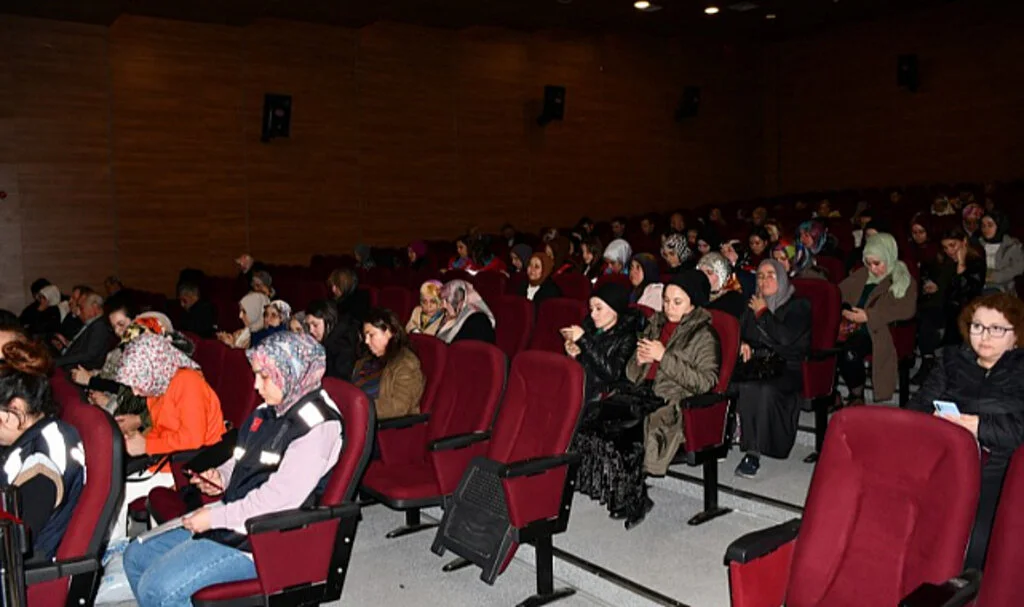 Vezirköprü’de "En İyi Narkotik Polisi Anne" Projesi