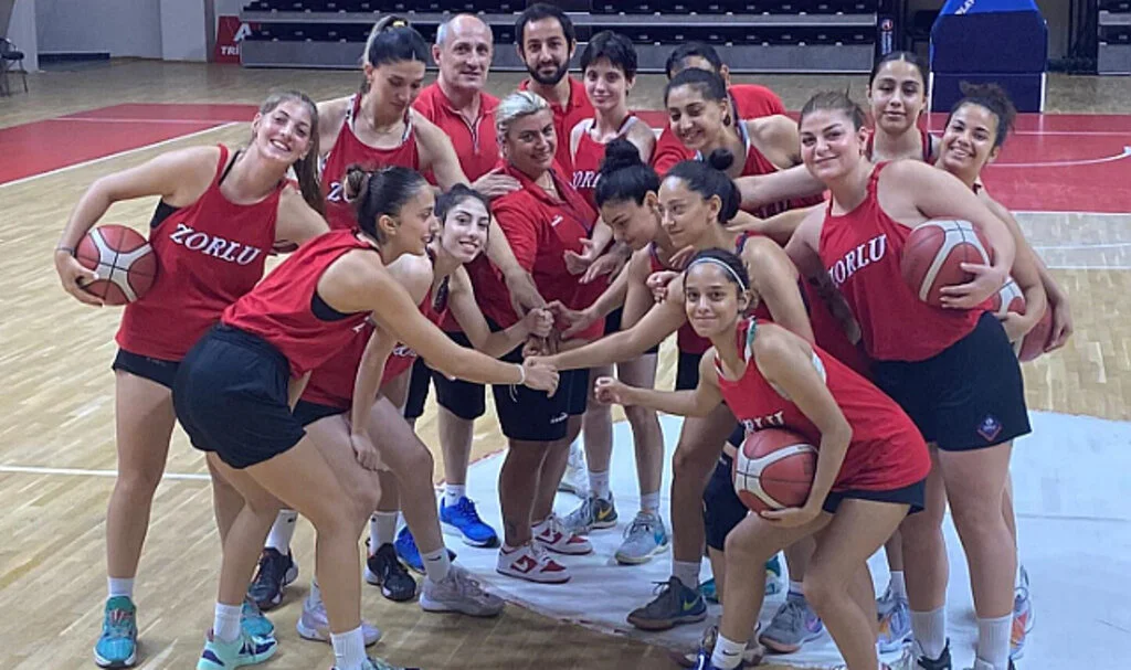 Zorlu Koleji KBBL Sezonunu Kastamonu’da Açıyor