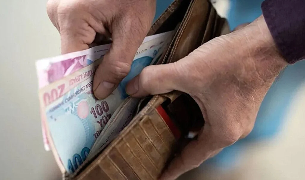 100 Bin TL Kredi Geri Ödemesi Ne Kadar Oldu?