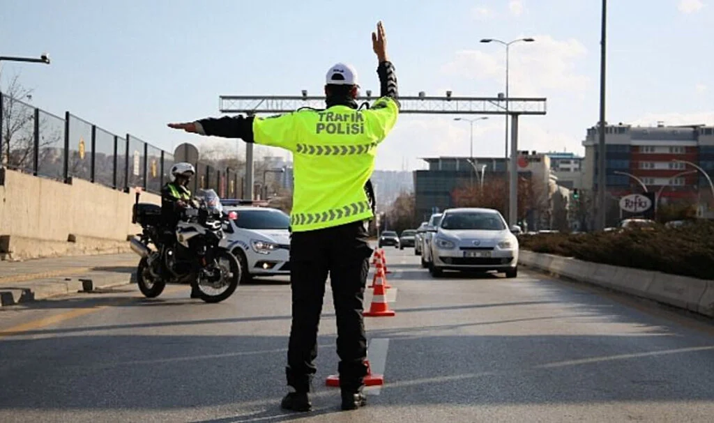 2025 Trafik Cezaları Güncellendi: İşte Yeni Tutarlar