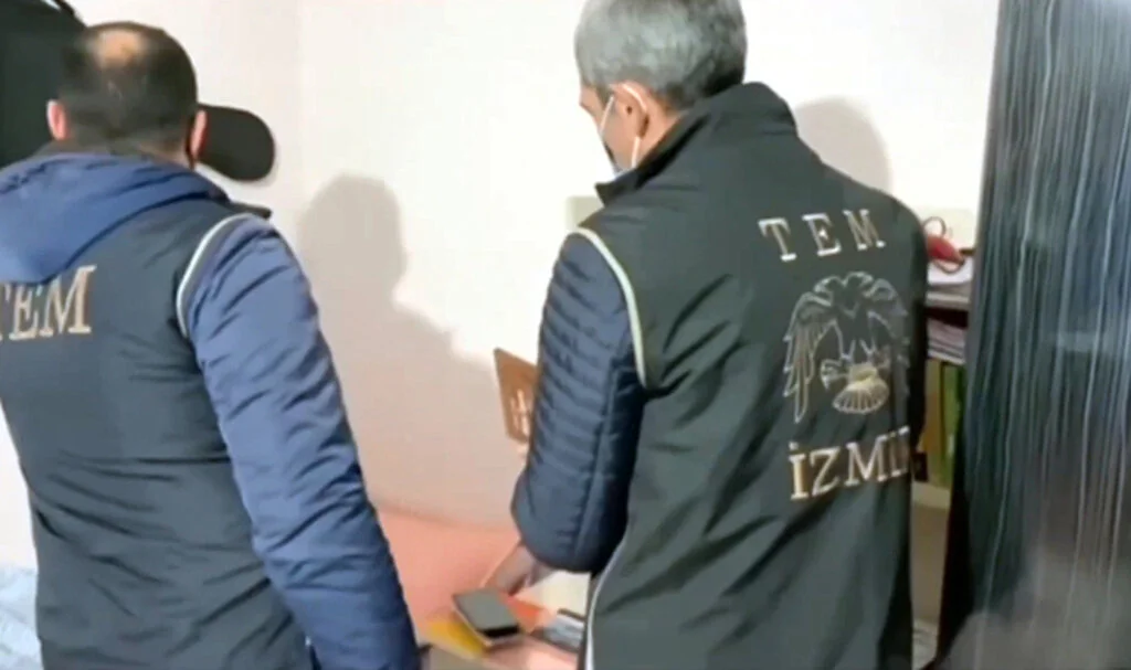 27 İlde 'Kıskaç-32' Operasyonu: 93 FETÖ Şüphelisi Yakalandı