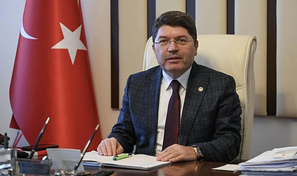 Adalet Bakanı Yılmaz Tunç'tan Mahkumlara Açık Görüş Müjdesi