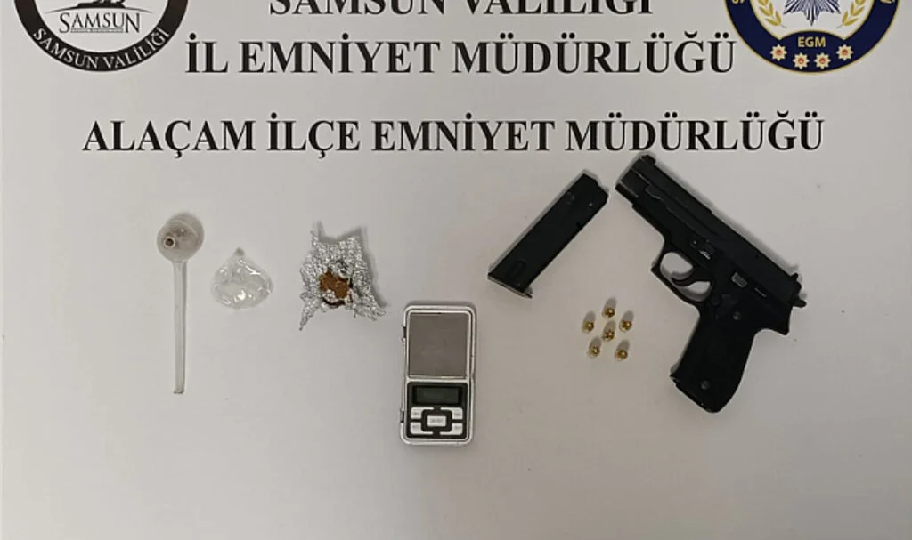 Alaçam'da Uyuşturucu ve Silah Ele Geçirildi!