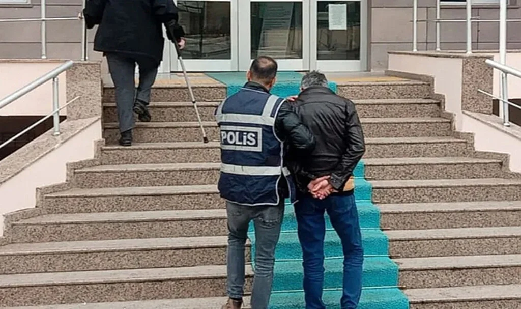 Amasya’da 33 Yıl 7 Ay Ceza Alan Firari Yakalandı