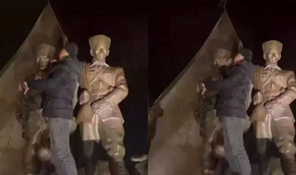 Atatürk Anıtı'nda büyük saygısızlık! Gözaltına alındı