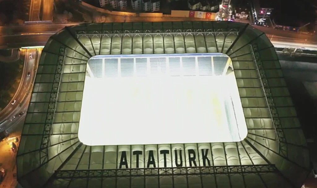 Atatürk'ün İsmi Fenerbahçe Stadı'na Yazılıyor