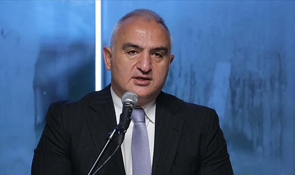 Bakan Ersoy: "Turizm Gelirimiz 47 Milyar Dolara Ulaştı"