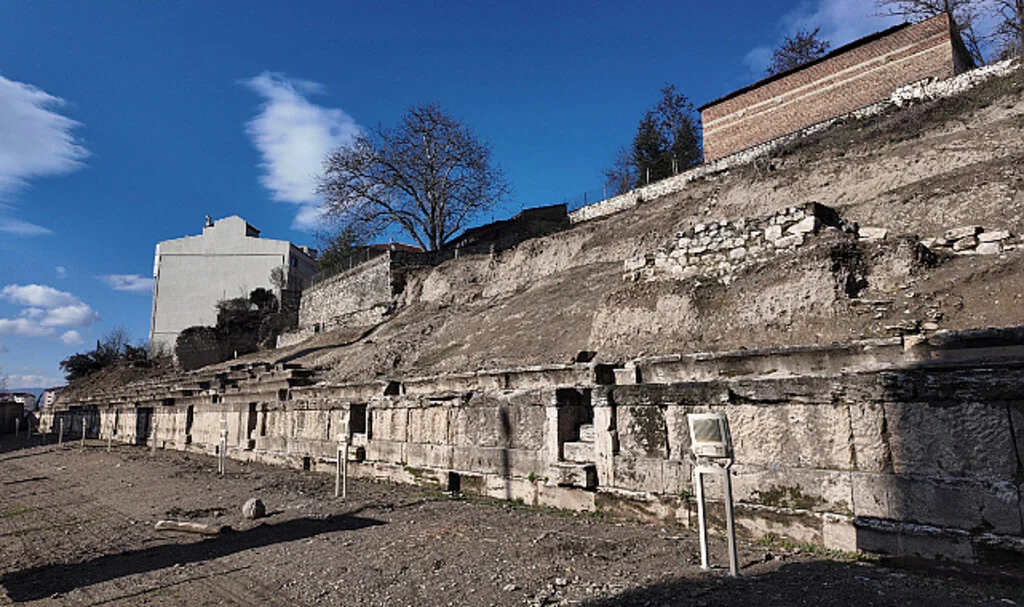 Bolu'daki Antik Stadion Yazıtı Benzersiz Bulundu