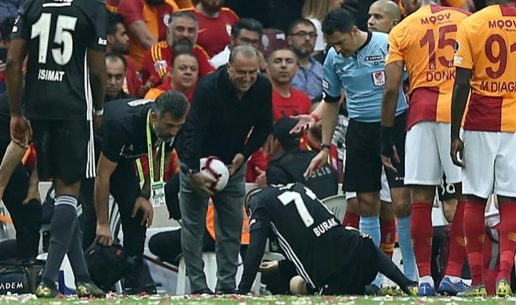 Burak Yılmaz’dan Fatih Terim’e Kırgınlık Açıklaması