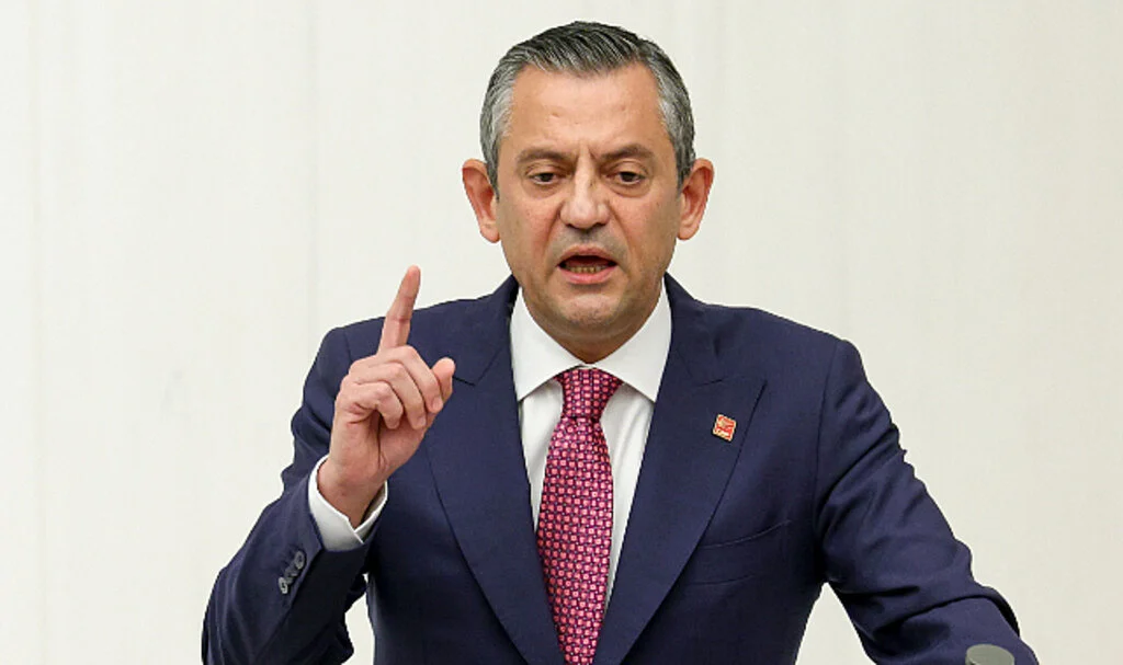CHP Lideri Özel: "Milletin Kararına Direnmek Boşuna"