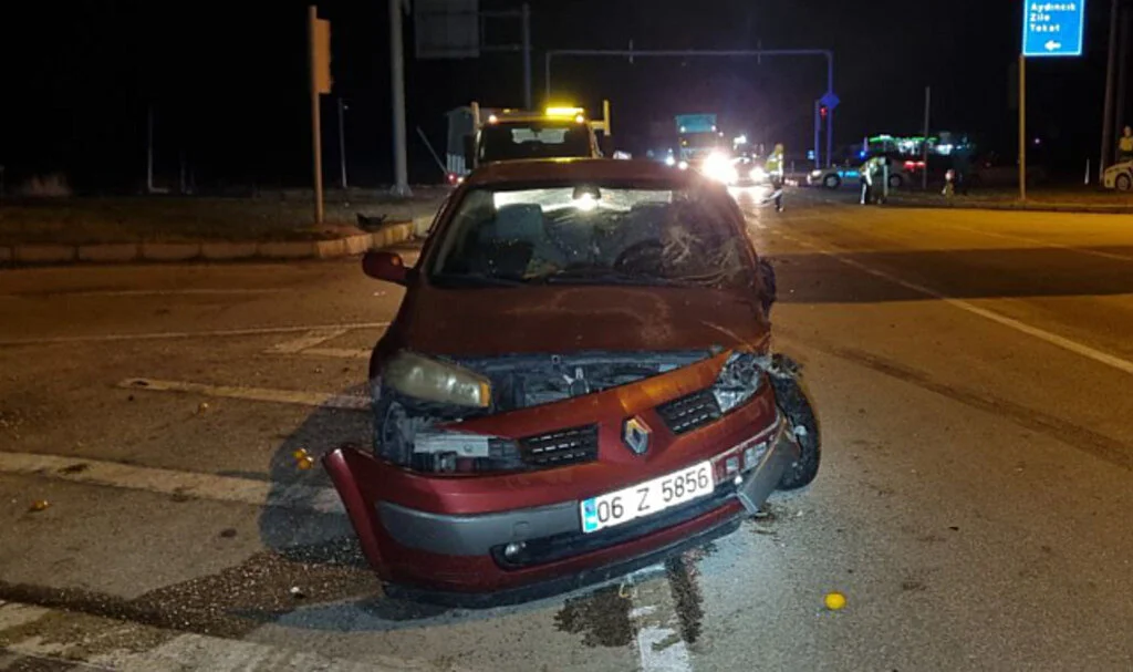 Çorum'da Trafik Kazası: 6 Kişi Yaralandı