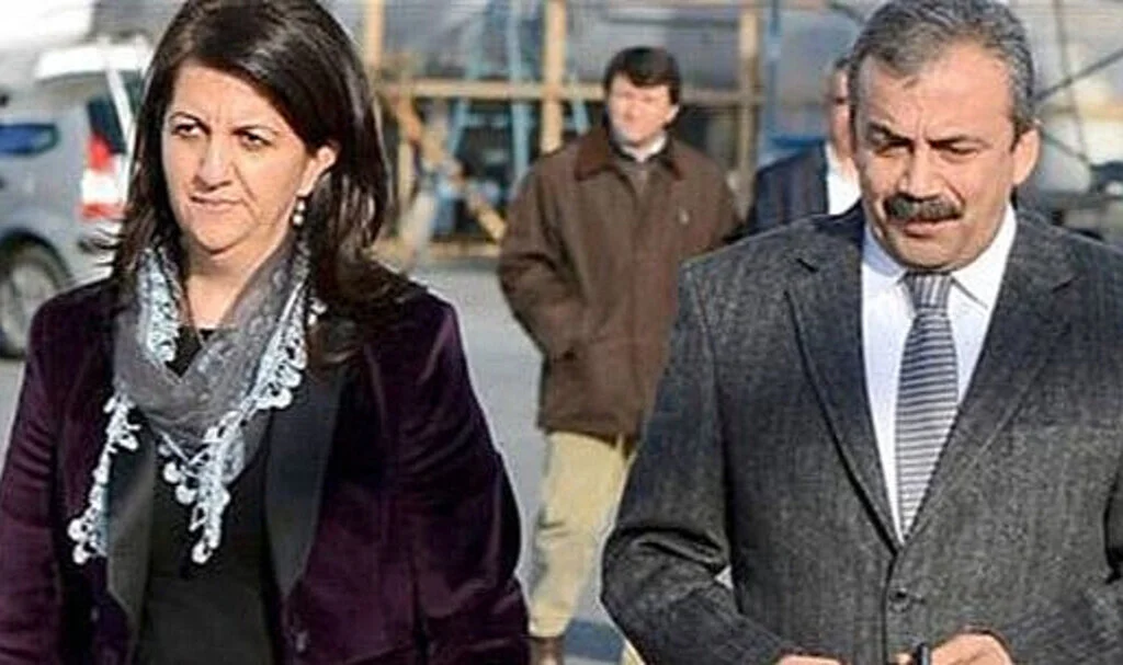 DEM Parti Heyeti İmralı'da Öcalan ile Görüşüyor
