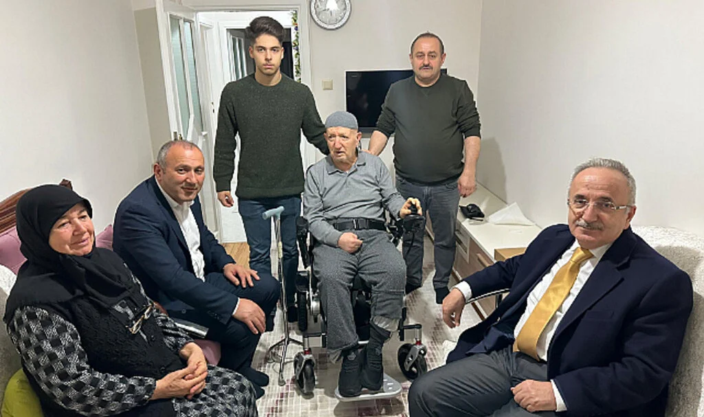 Elvan amcaya elektrikli sandalye