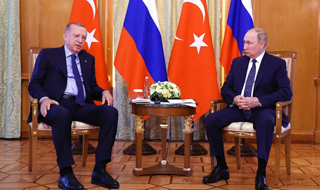 Erdoğan ve Putin'den Suriye Görüşmesi: Terörle Mücadele Mesajı