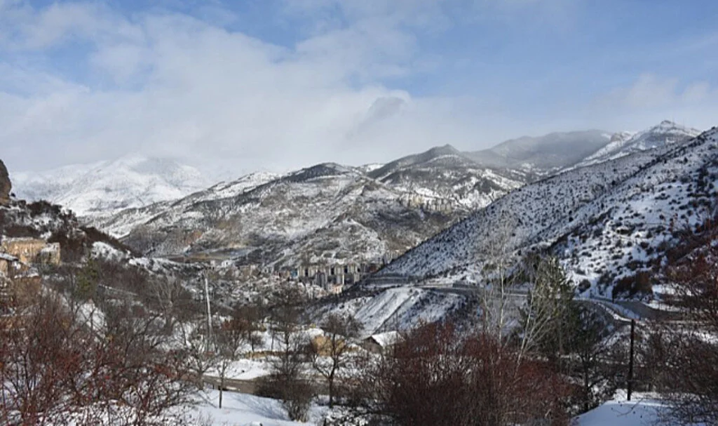 Fırtına ve Kar Karadeniz’de Hayatı Durdurdu