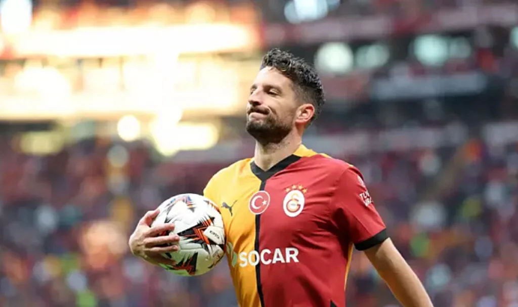 Galatasaray'ın tecrübeli Belçikalısı Dries Mertens'den ülke basınına açıklama