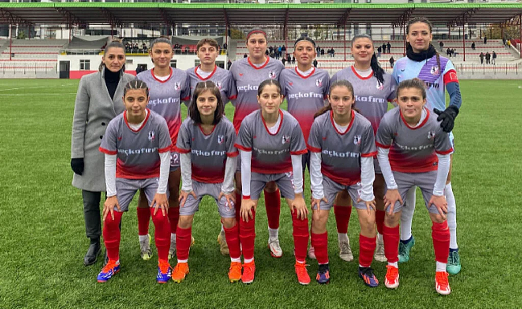 İlkadım Yab-Pa İlk Mağlubiyetini Aldı