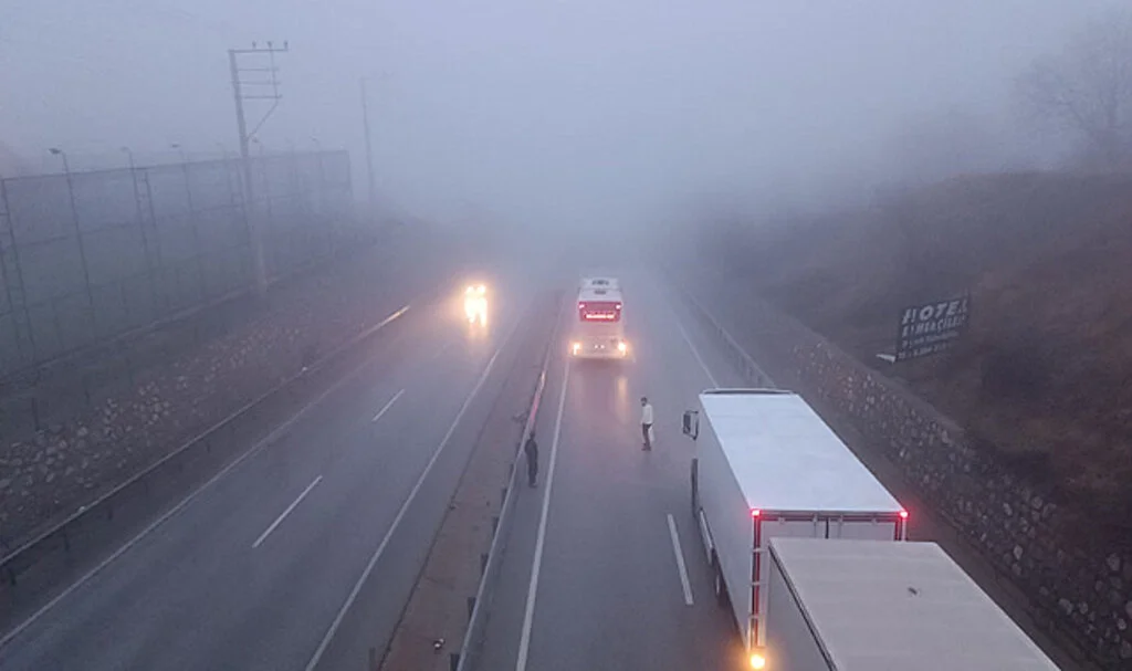Kastamonu’da Tır Kazası: Samsun Yönü Trafiğe Kapalı