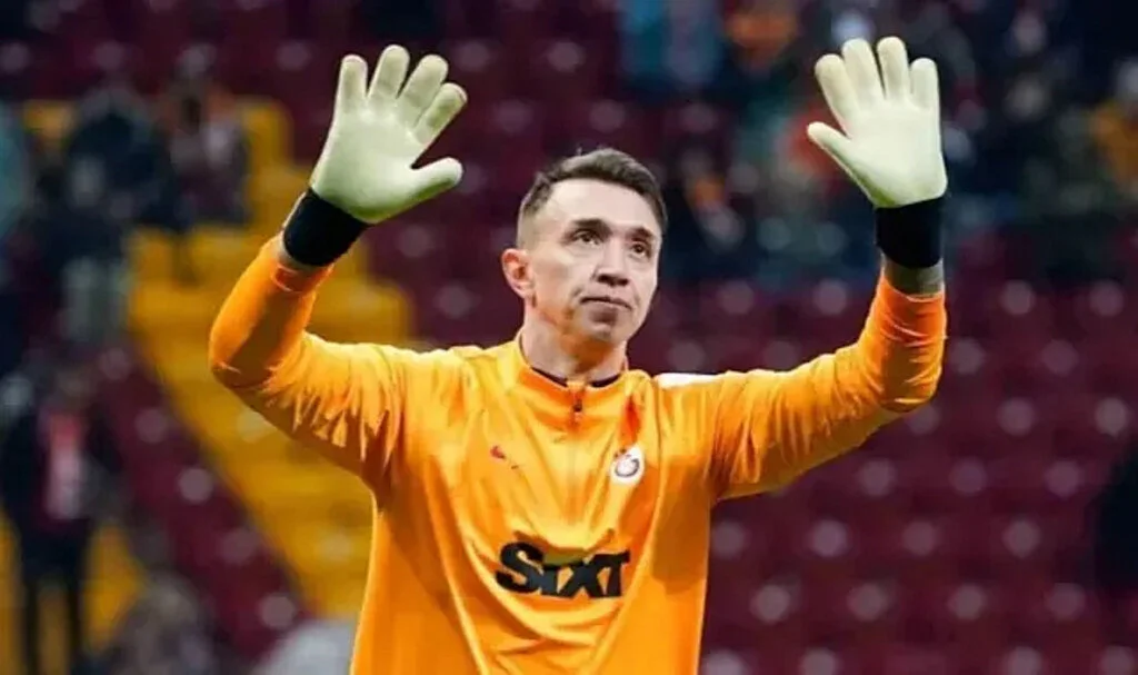 Muslera'nın yerine kim gelecek? İşte adaylar