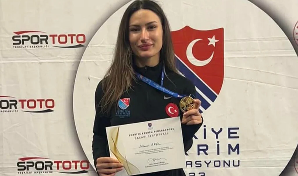 Nisanur Erbil, Eskrim Türkiye Şampiyonu Oldu