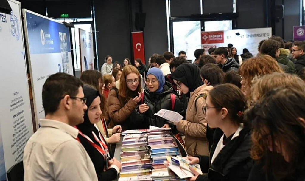 OMÜ, 8. Samsun Tanıtım Günleri’nde Adaylarla Buluştu
