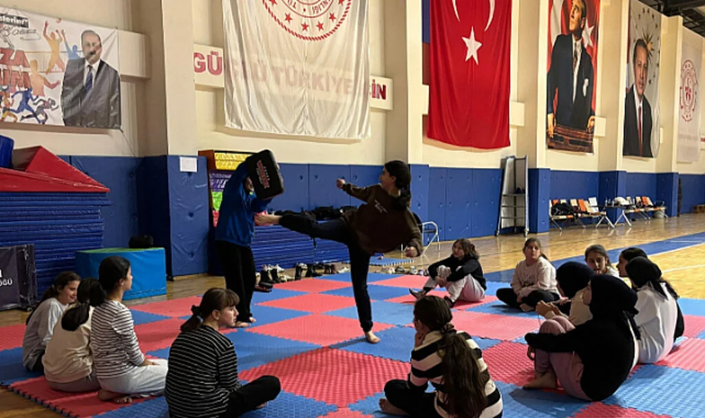 Salıpazarı’nda Taekwondo Sporcuları Kuşak Sınavına Hazırlanıyor