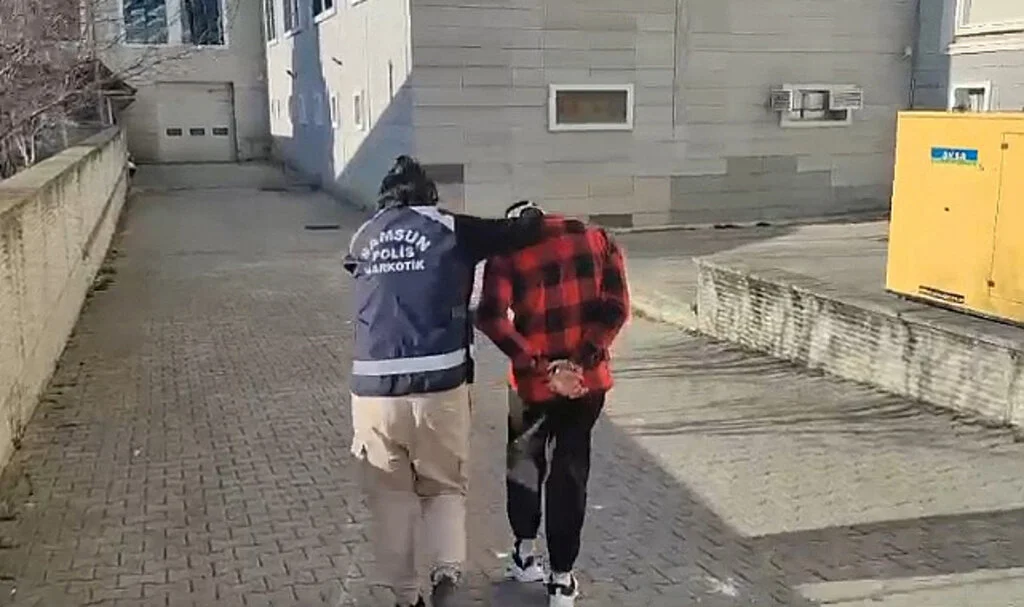 Samsun'da 18 yıl 3 ay 22 gün hapis cezası bulunan şahıs yakalandı