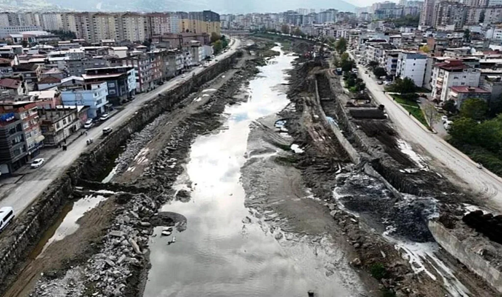 Samsun’da Akarsu Kirliliğine Karşı Etkili Önlemler Alınıyor
