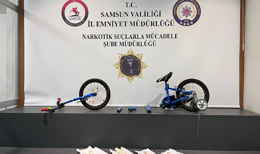 Samsun'da bisiklete uyuşturucu gizleyen 2 şüpheli gözaltına alındı