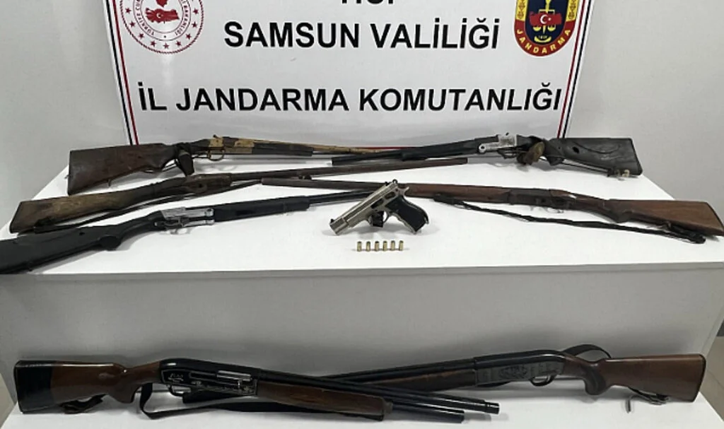 Samsun'da jandarma 7 ruhsatsız tüfek ele geçirdi