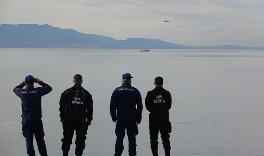 Samsun'da kayıp balıkçılar için ekipler seferber oldu