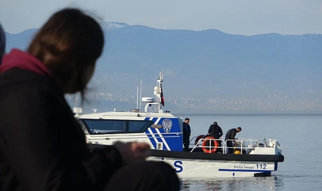 Samsun'da Kayıp Balıkçılar Umutla Aranıyor