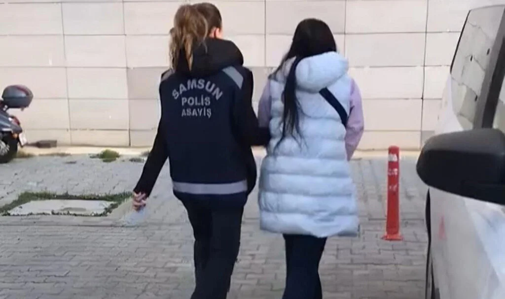 Samsun'da Silahla Yağma Suçundan Aranan Firari Yakalandı