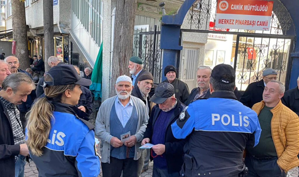 Samsun Emniyetinden Vatandaşlara Güvenlik Seminerleri