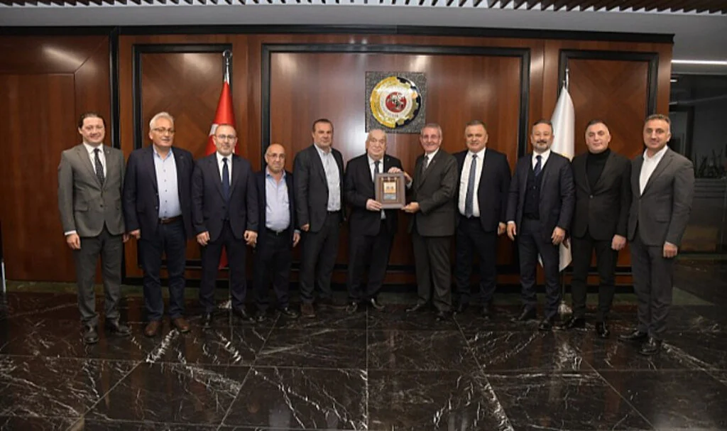 Samsun TSO'dan 20 Yıl ve Üzeri Çalışanlara Anlamlı Plaket