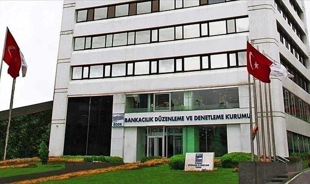 Son Dakika: BDDK kredilerde risk ağırlığını düşürdü