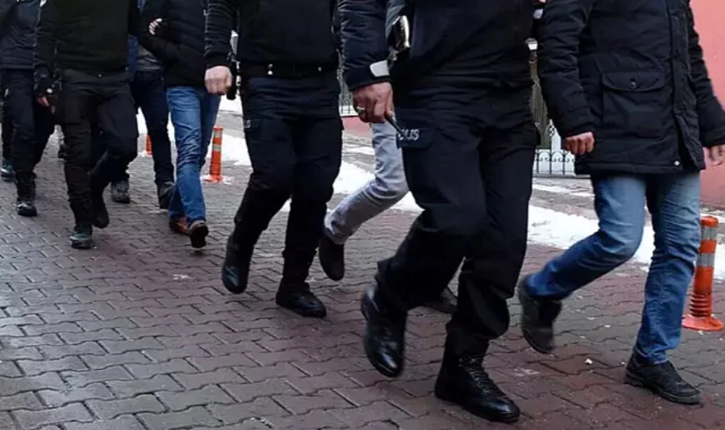 SON DAKİKA... Yasa dışı bahis soruşturması: 3 fenomene gözaltı