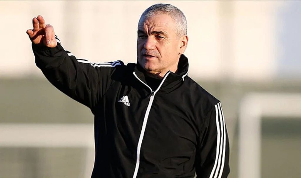 Süper Lig’de 17 Haftada 12 Teknik Direktör Değişikliği