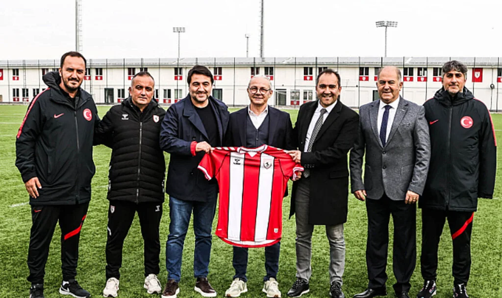 TFF Gelişim Direktörü Bayraktar'dan Samsunspor Akedemisi'ne Tam Not