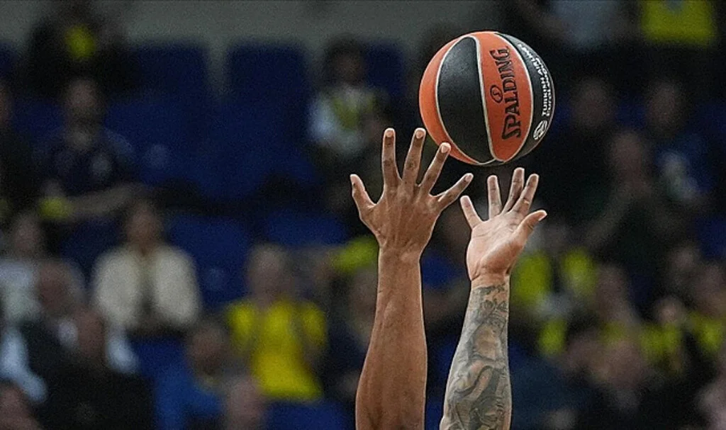 Türk Basketbol Takımları Avrupa'da 11 Maça Çıkıyor