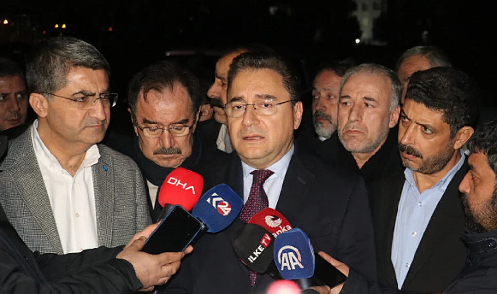 Ali Babacan: "Üç Partinin Ortak Yapısı Türkiye'de Bir İlk"
