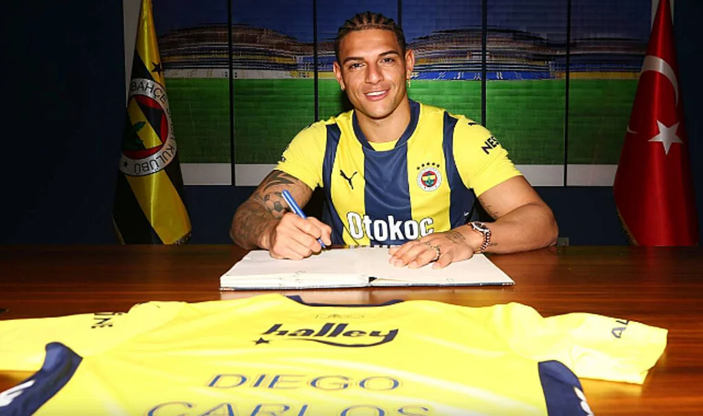 Brezilyalı Savunma Oyuncusu Diego Carlos Fenerbahçe’de!