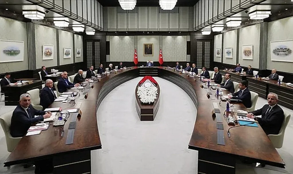 Bugün Kabine Toplantısında Maaş Zamları Değerlendirilecek