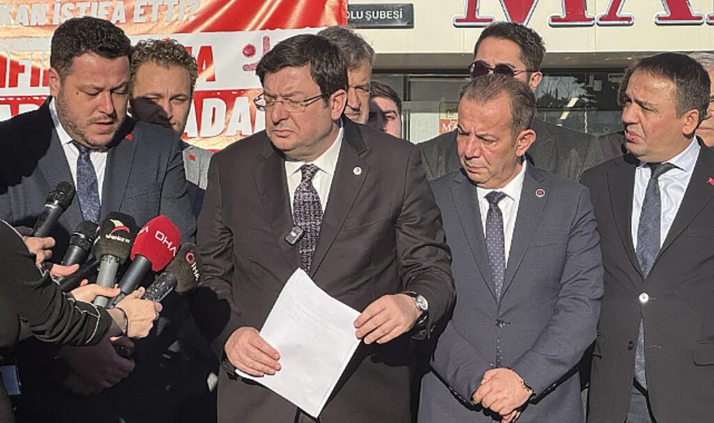 CHP'li Belediye Başkanlarından Tanju Özcan’a Destek