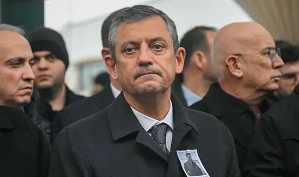 CHP lideri Özgür Özel'den Kartalkaya için 5 soru!