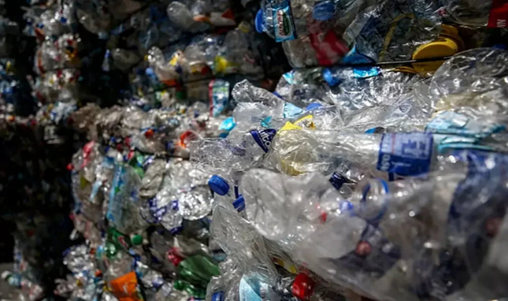 Çöpe Atmak Yerine Paraya Dönüştürün: Türkiye'de Yeni Atık Değerlendirme Uygulaması Başladı