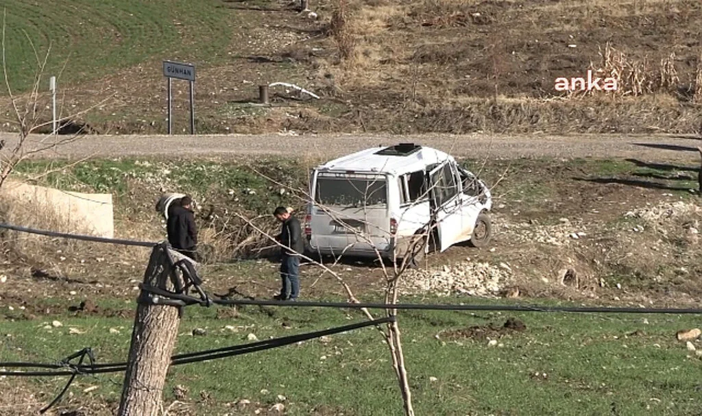 Diyarbakır’da Öğrenci Servisi Devrildi: 11 Yaralı