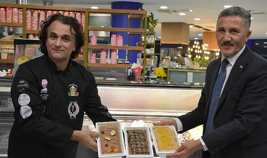 Dünyanın En Çok Çeşitli Dondurması Ordu’dan